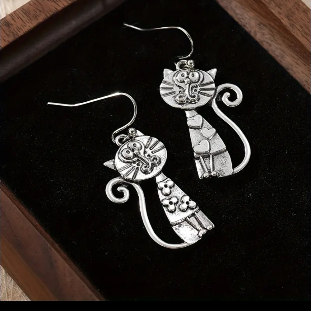 Silver Cat Earrings